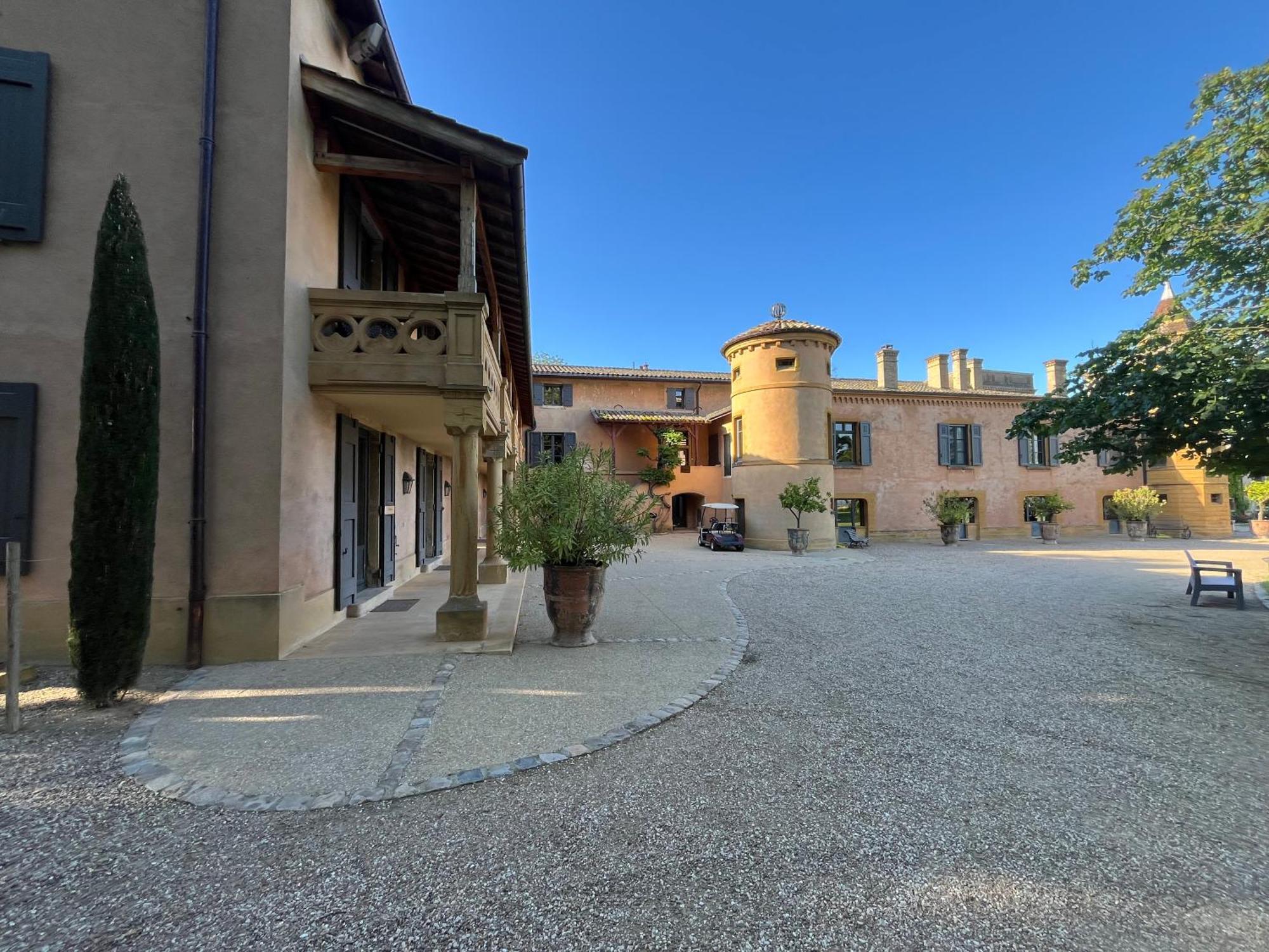 Château de Briante Saint-Lager Extérieur photo