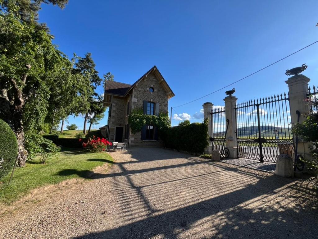 Château de Briante Saint-Lager Extérieur photo